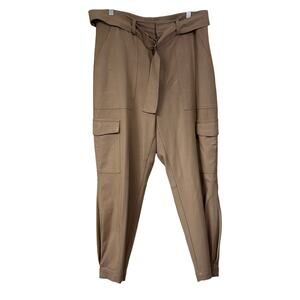 Banana Republic HIgh Rise Tapered Cargo Pant, tan, year round, capsule wardrobe